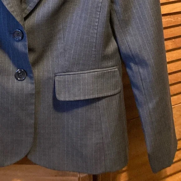 Ann Taylor Grey & Blue Pinstriped Blazer - Picture 11 of 16